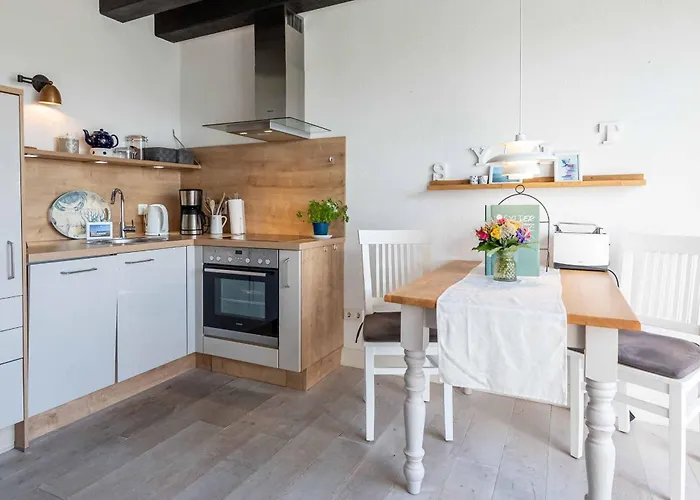 Ananda, App 13 شقة